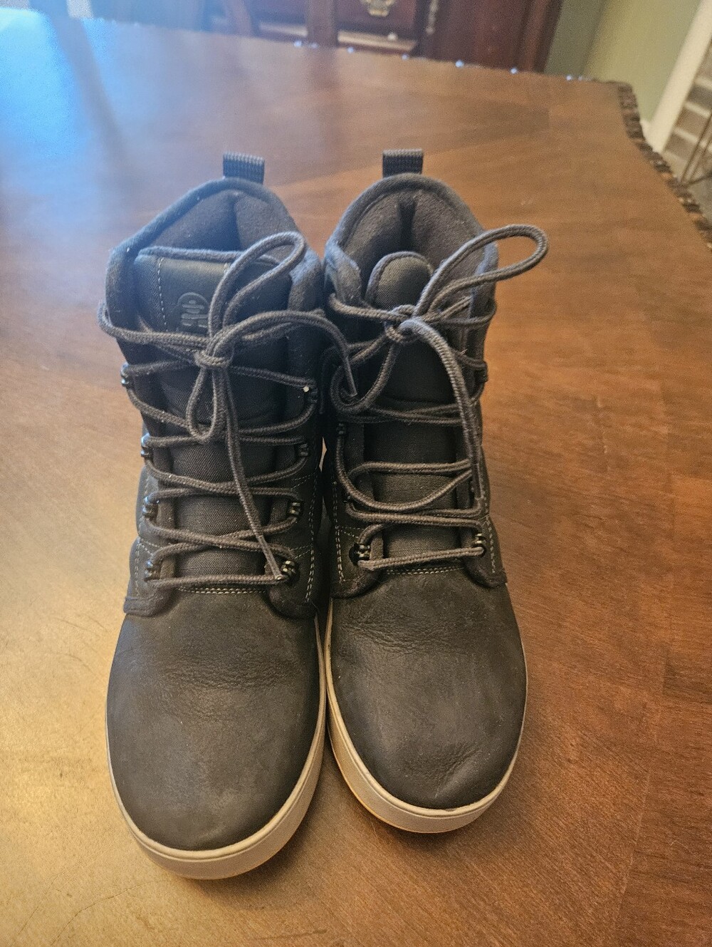 Vibram Kamik Mens Size 8 Black Lace-Up High-Top Boots-mint Condition